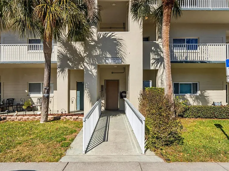 2210 Utopian Dr E #201 — Photo 7