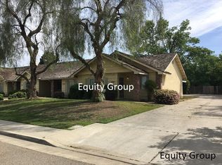 1330 S Rossmoor St, Visalia, CA 93277