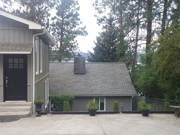 2nd image of 722 S Neyland Ave