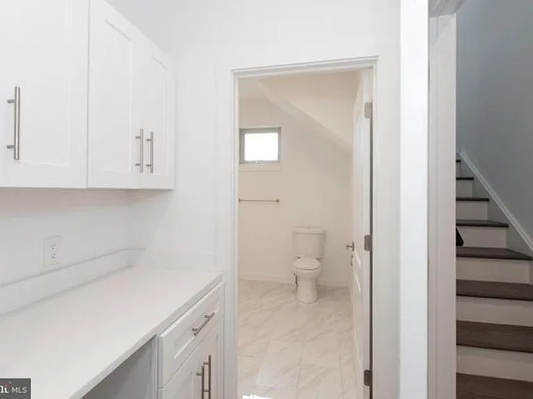 1208 N Etting St — Photo 4