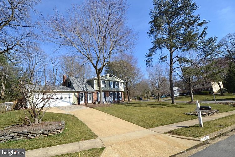 2nd image of 4035 Hadley Ln