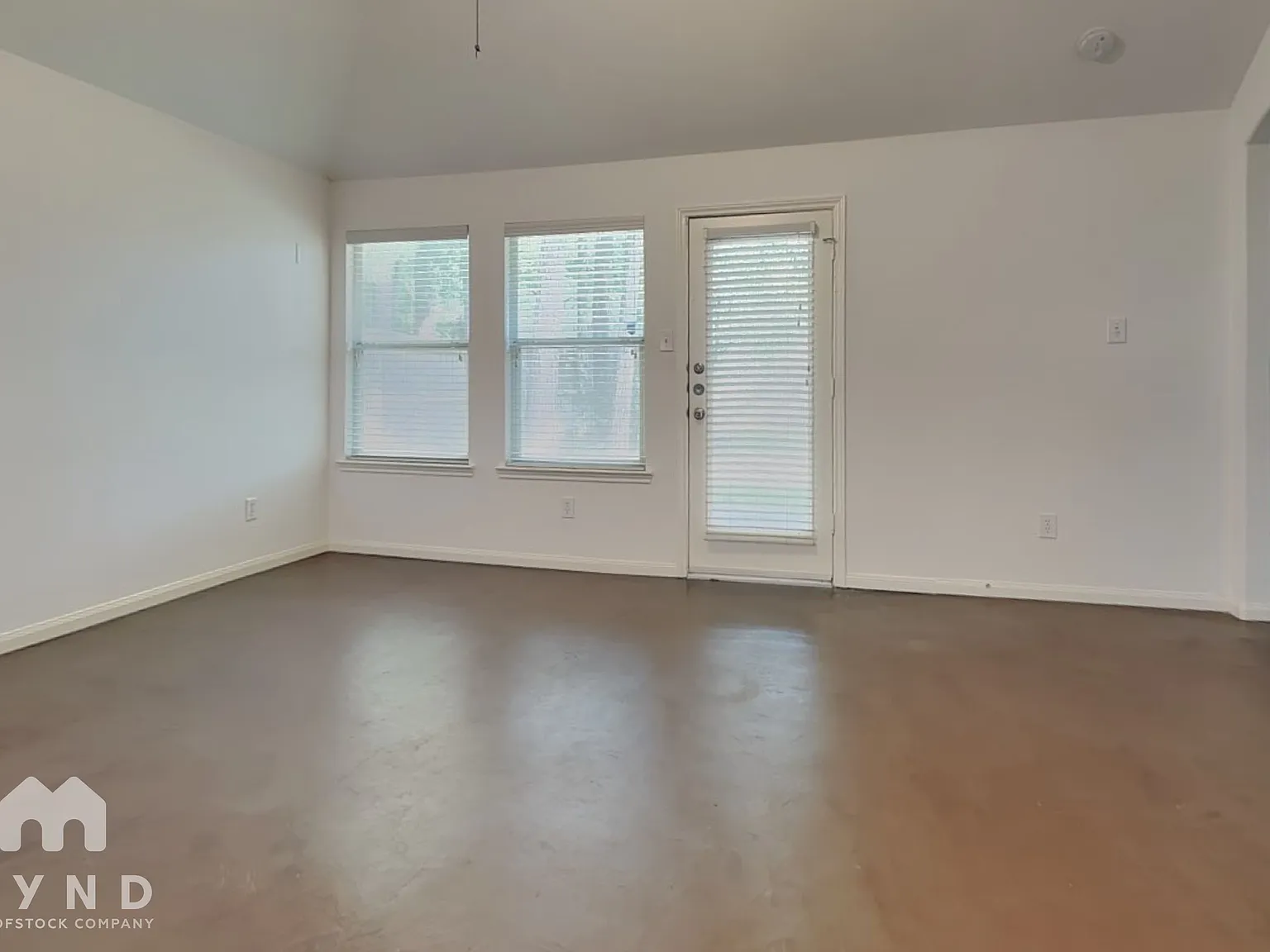 3 bed, 2.0 bath, 1654 sqft, $2,199 — Photo 4