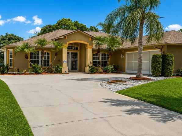 173 Easy Street, Sebastian, FL 32958