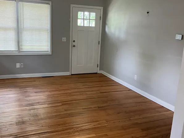 (undisclosed Address), Fredericksburg, VA 22407