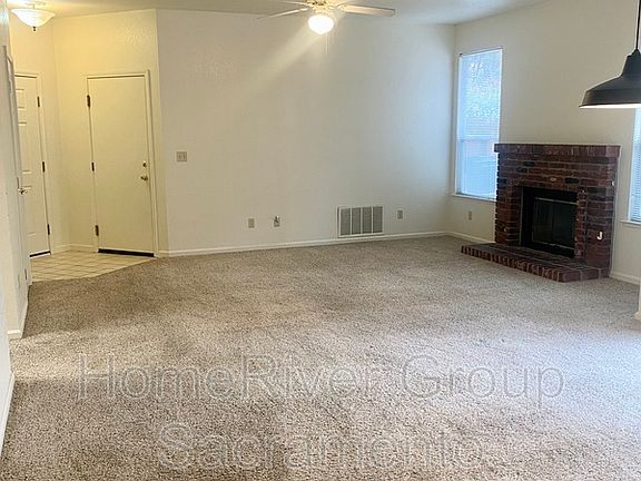 3rd image of 134 Camberwell Way