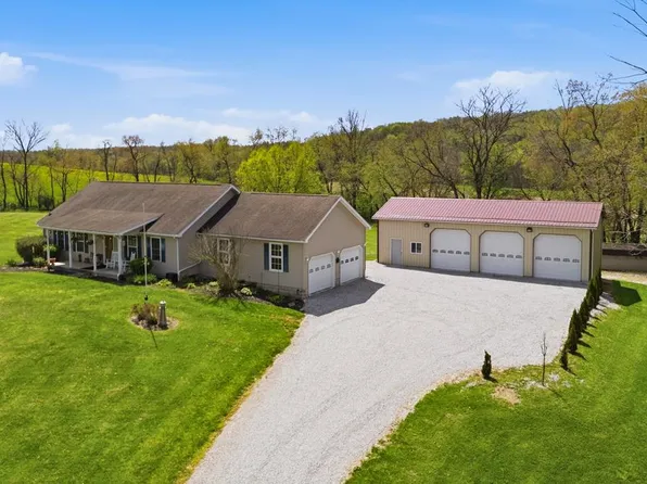 18845 Nunda Rd, Howard, OH 43028