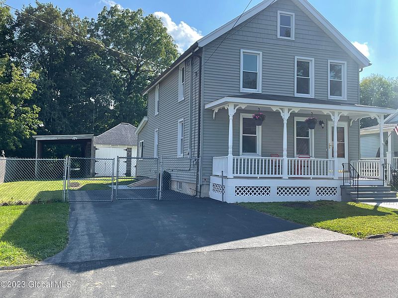 2nd image of 8 Westfall Avenue