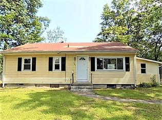 121 Samuel St, Springfield, MA 01109