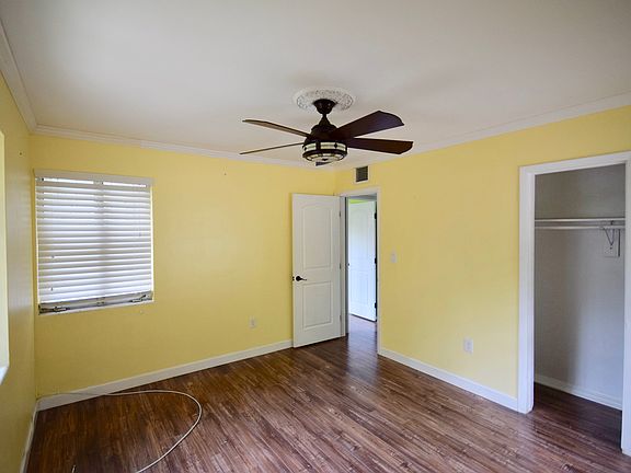 4th image of 4620 4th St S