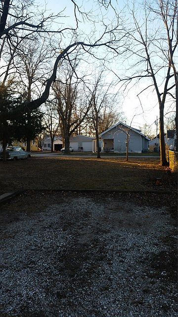 1st image of 1207 E Alexander St