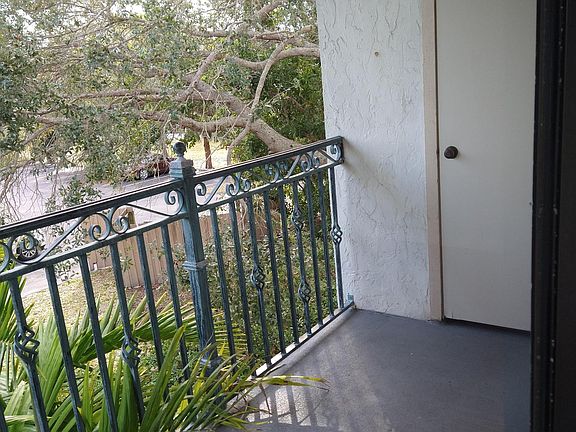 3rd image of 1485 37th St