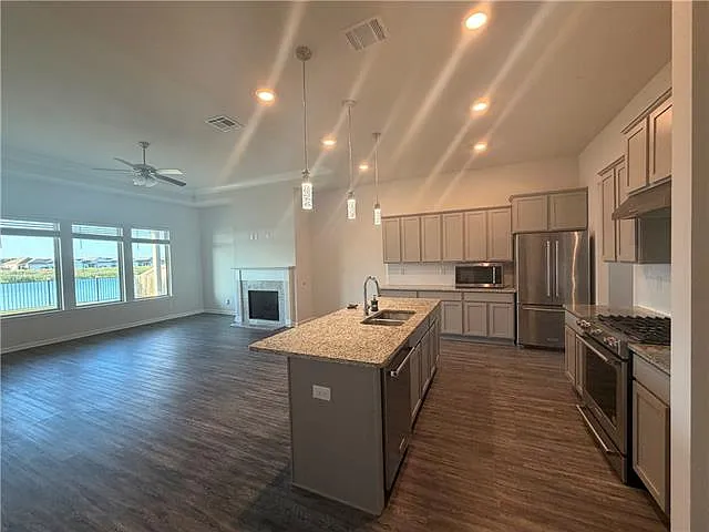 3228 Rousset Ridge Dr — Photo 7