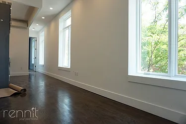 Rented by Rennit Inc.