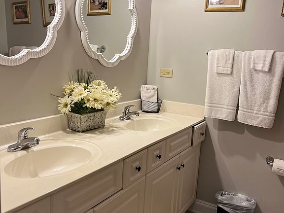 4th image of 112 Cypress Point Ct Unit 106-A