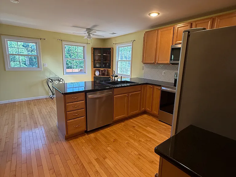 4746 Mountain Rd — Photo 3
