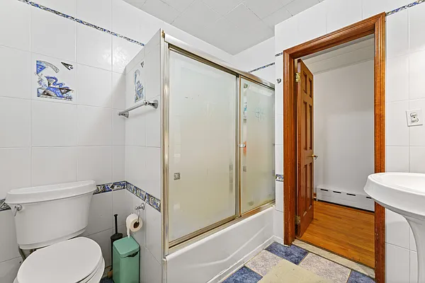 Rented by Primerock Real Estate Group Inc | media 13