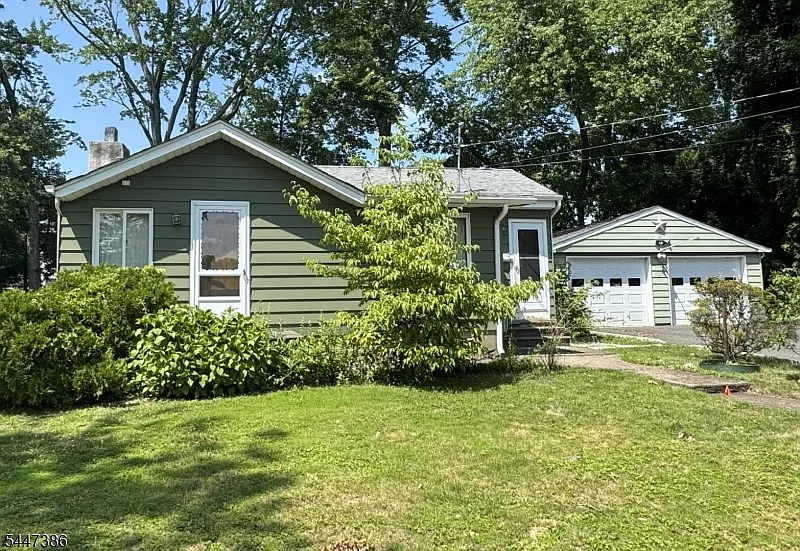 48 Beechwood Ave
