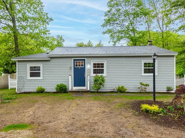 13 Wilson Rd, Marion, MA 02738