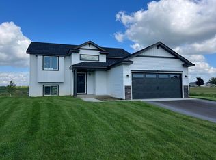 105 Cedar St, Kimball, MN 55353