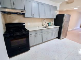 15626 76th St FLOOR 1, Howard Beach, NY 11414