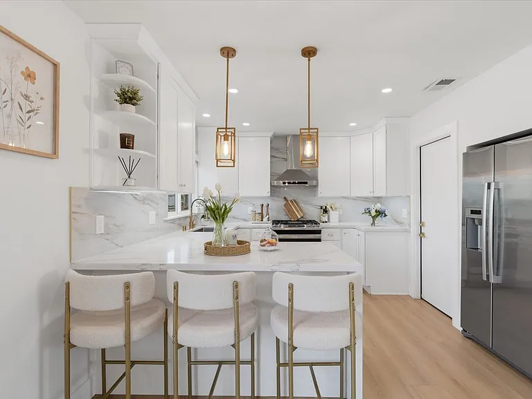 7947 Serena Ct — Photo 13