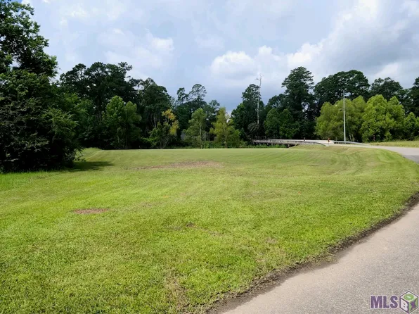 13822 Calle Sevario Dr, Prairieville, LA 70769