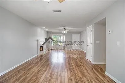1891 Portview Dr — Photo 6