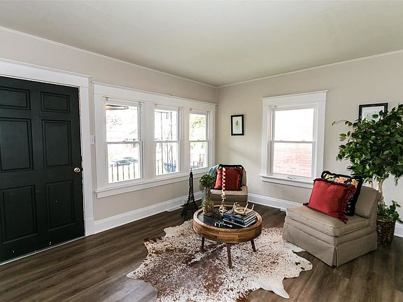 3rd image of 6917 Garner Ave