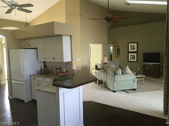 3rd image of 320 Coral Creek Dr