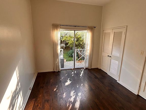3rd image of 5516-5518 Perrier St #5516