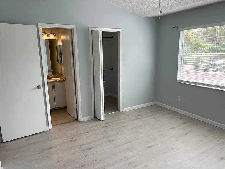 2568 Woodgate Blvd #206 — Photo 10