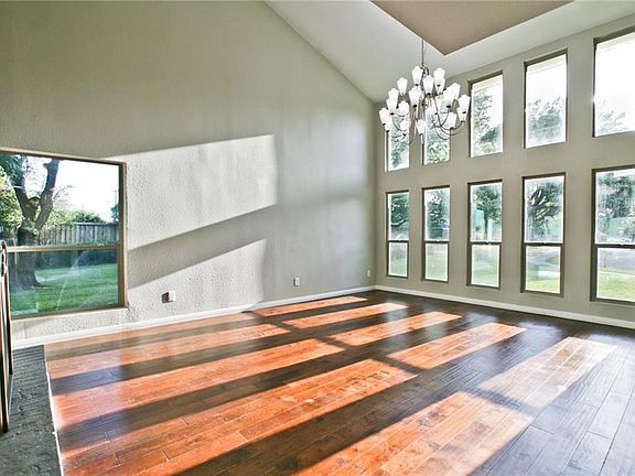 4th image of 3708 Westminster Pl