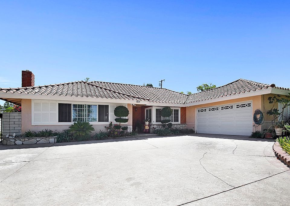1st image of 1026 S Lolita St