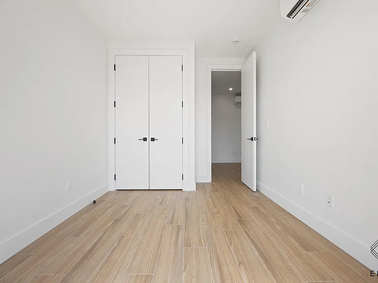 942 New York Ave #2C — Photo 9