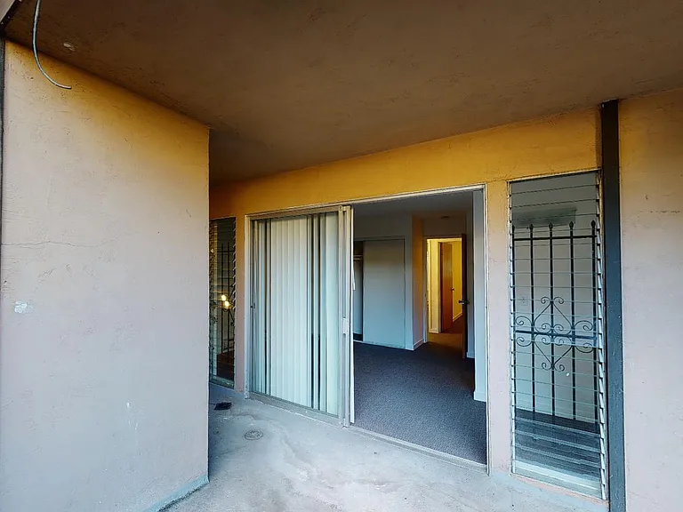 1742 Spruce St #11 — Photo 10