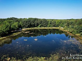 898 W McMillan Rd, Muskegon, MI 49445