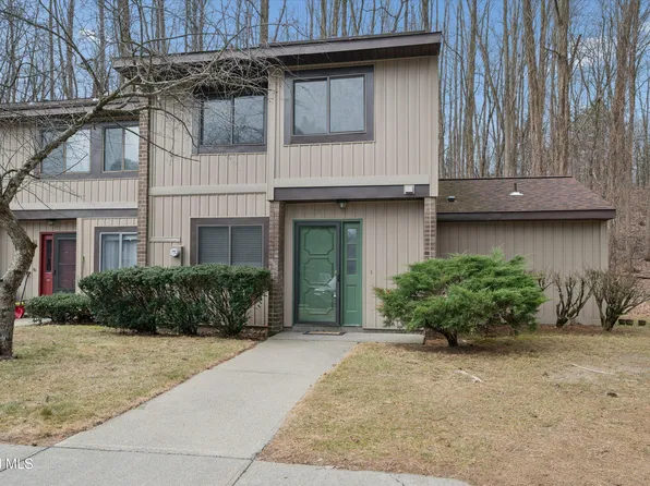 82 Crestwood Terrace, Albany, NY 12203