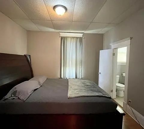 5th image of 501 Washington St