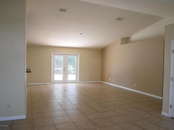 3rd image of 2106 Victory Palm Dr