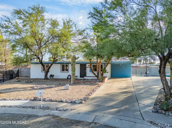 3932 S Lazy Palm Dr, Tucson, AZ 85730