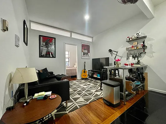 Rented by J Misrahi Realty Corp | media 8