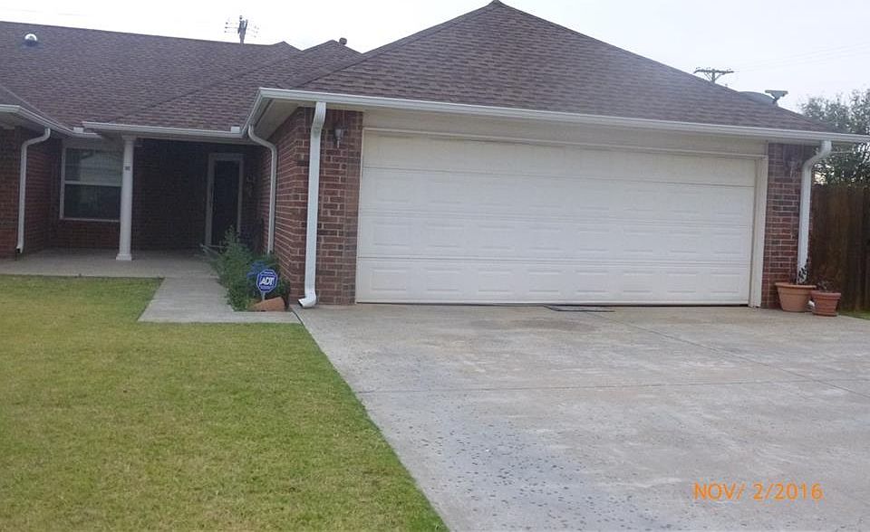 1st image of 101 Newtown Ln