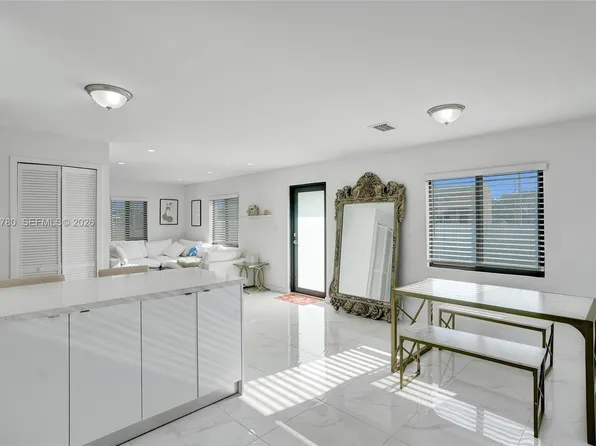 1712 NW 76th Ter, Miami, FL 33147