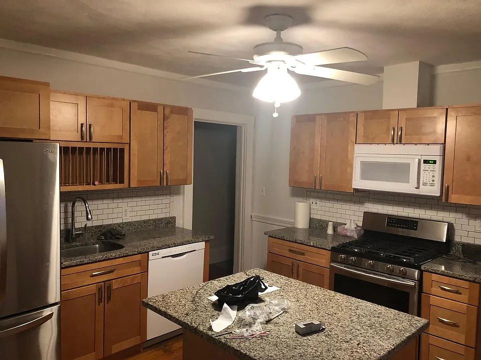 7 Tufts St #1