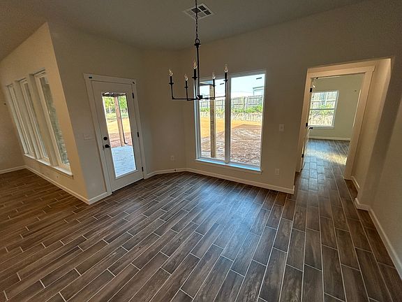 Dining area off kitchen