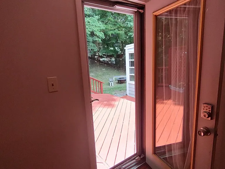 112 Claybrook Dr — Photo 28
