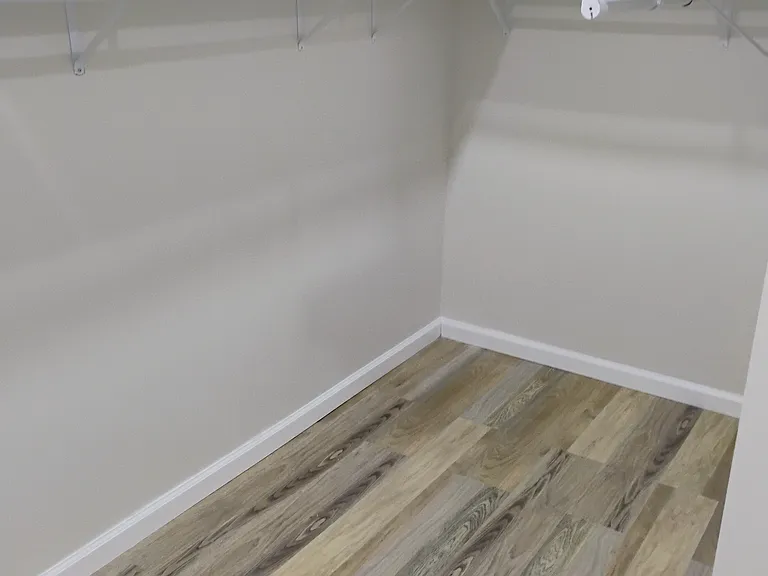 5909 Cates Ave #2W — Photo 12