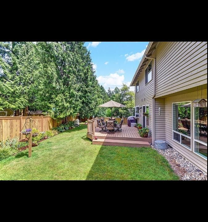 1st image of 18114 NE 100th Ct