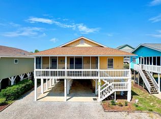 404 35th St, Sunset Beach, NC 28468