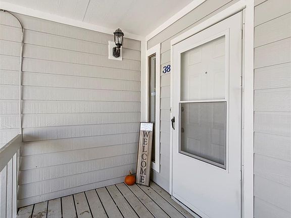 2nd image of 38 Hideaway Dr #38